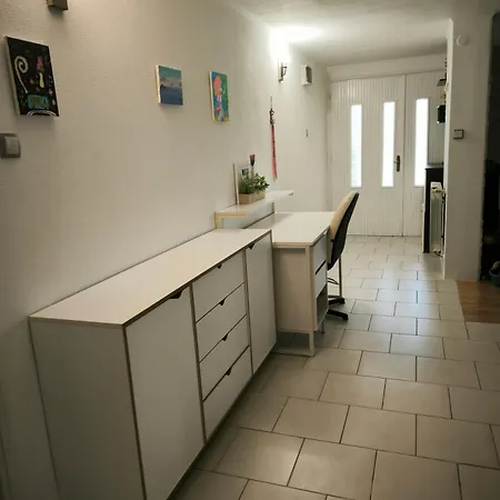 Ameli Apartment